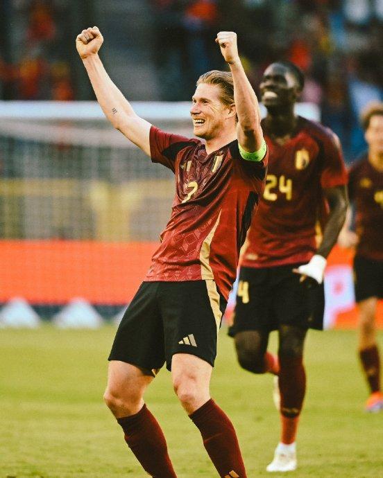 LOL电竞动态-包含德国强势美国，德布劳内惊艳世界的词条