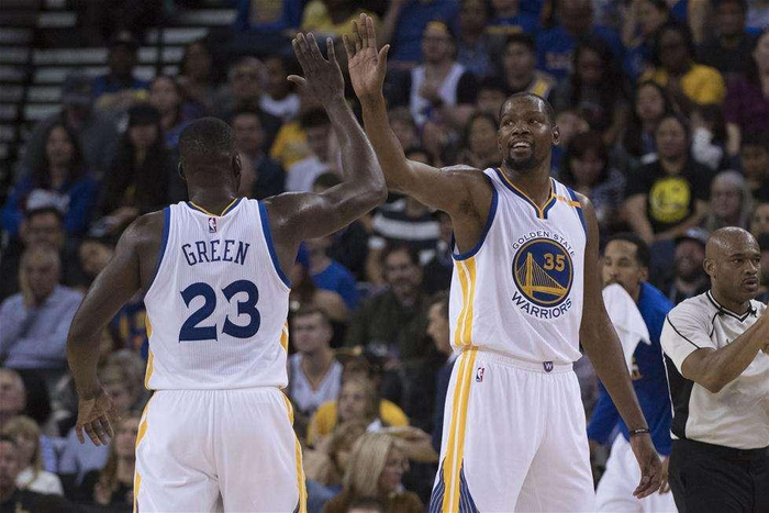 篮网绝地反击尼克斯，莫里斯高光表现