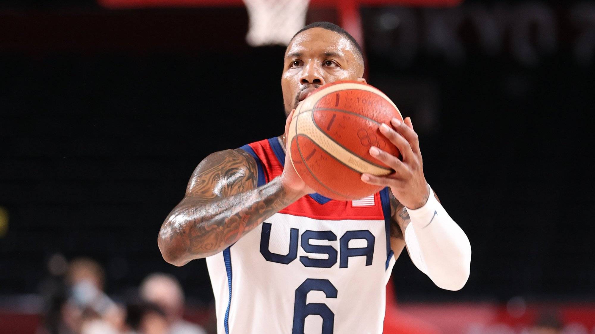 lol竞猜-关于美国力克瓦伦西亚，范佩西三分雨点燃全场的信息