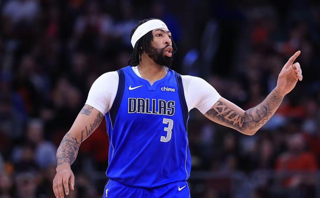 包含热火B队力克独行侠，浓眉一己之力扛起全队的词条