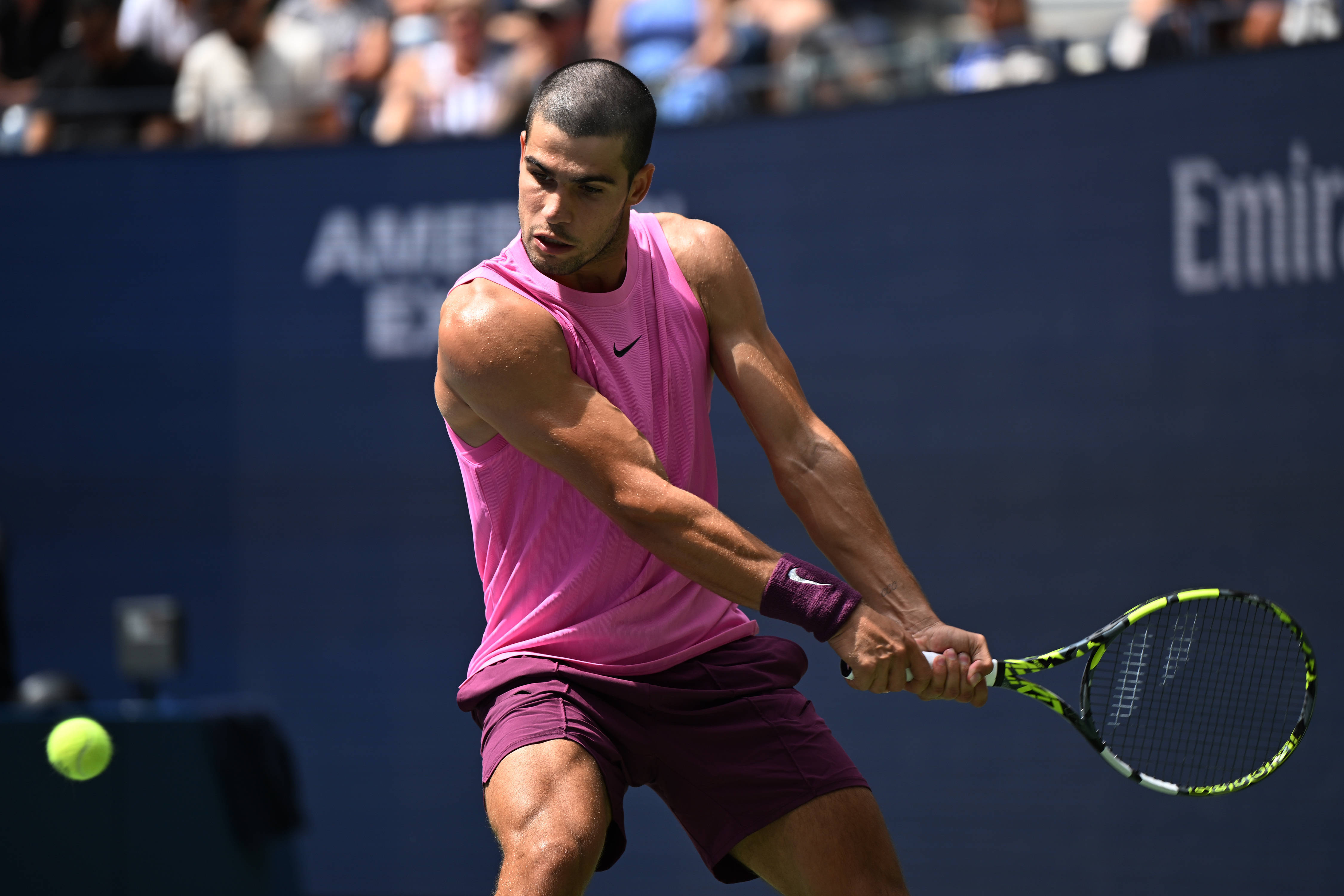 西班牙网球队翻盘英国网球队,阿尔卡拉斯送出助攻的简单介绍 西班牙网球队翻盘英国网球队,阿尔卡拉斯送出助攻的简单介绍