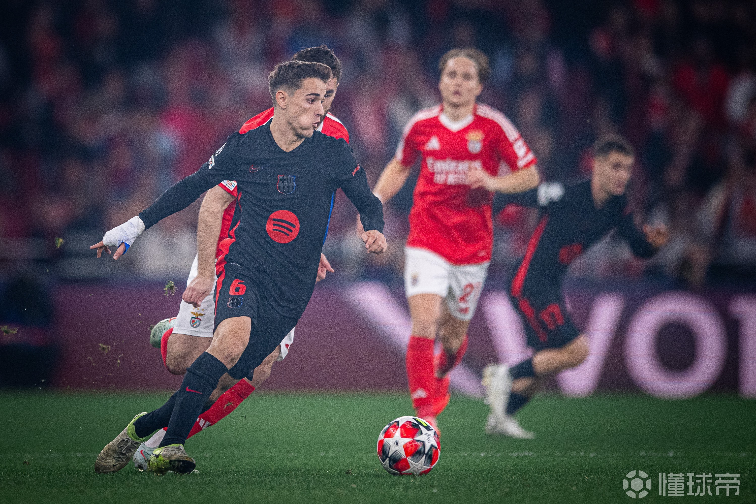 摩纳哥客场负于巴萨,欧冠小组出局的简单介绍 摩纳哥客场负于巴萨,欧冠小组出局的简单介绍