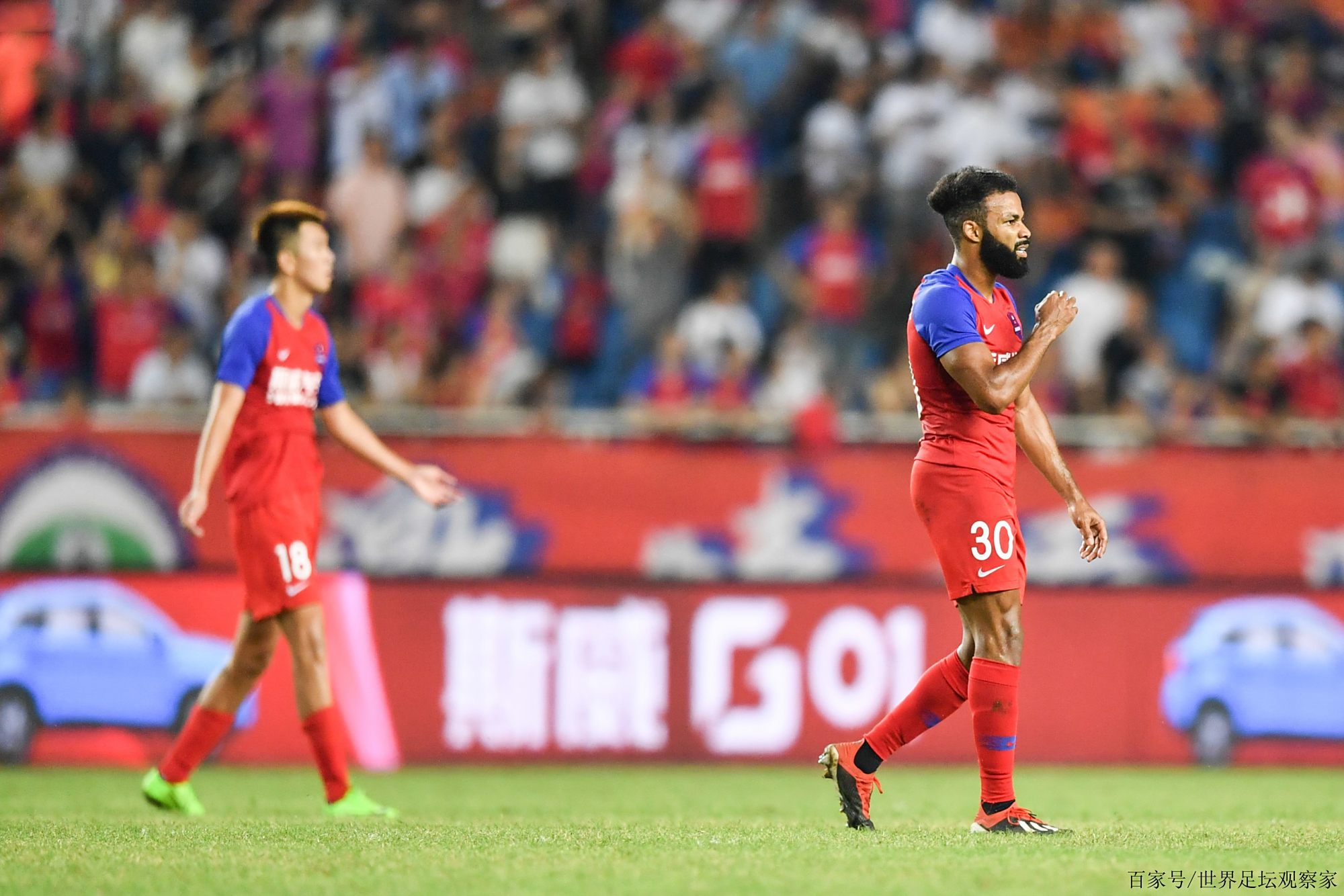 重庆斯威客场战平广州富力，保持不败的简单介绍