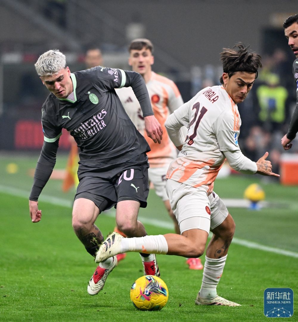 包含AC米兰主场不敌劲敌，球员整体表现低迷的词条