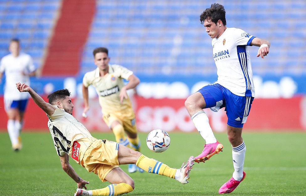 萨拉戈萨主场击败雷加内斯，保级前景明朗