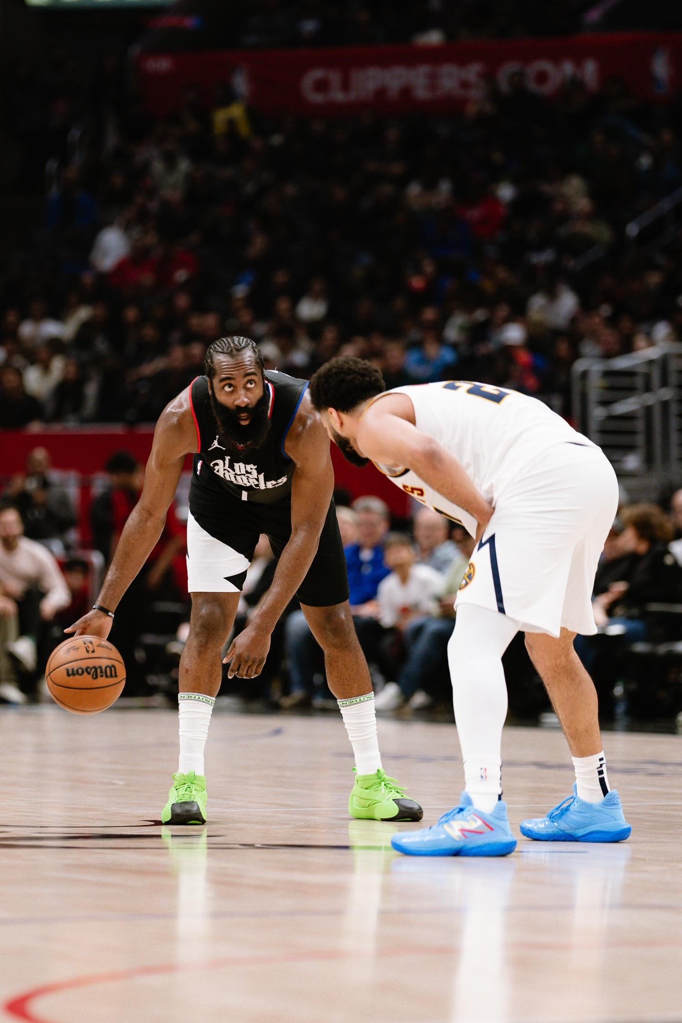 LOL英雄联盟投注-火箭队大胜骑士，哈登三分球不良指引比分拉开的简单介绍