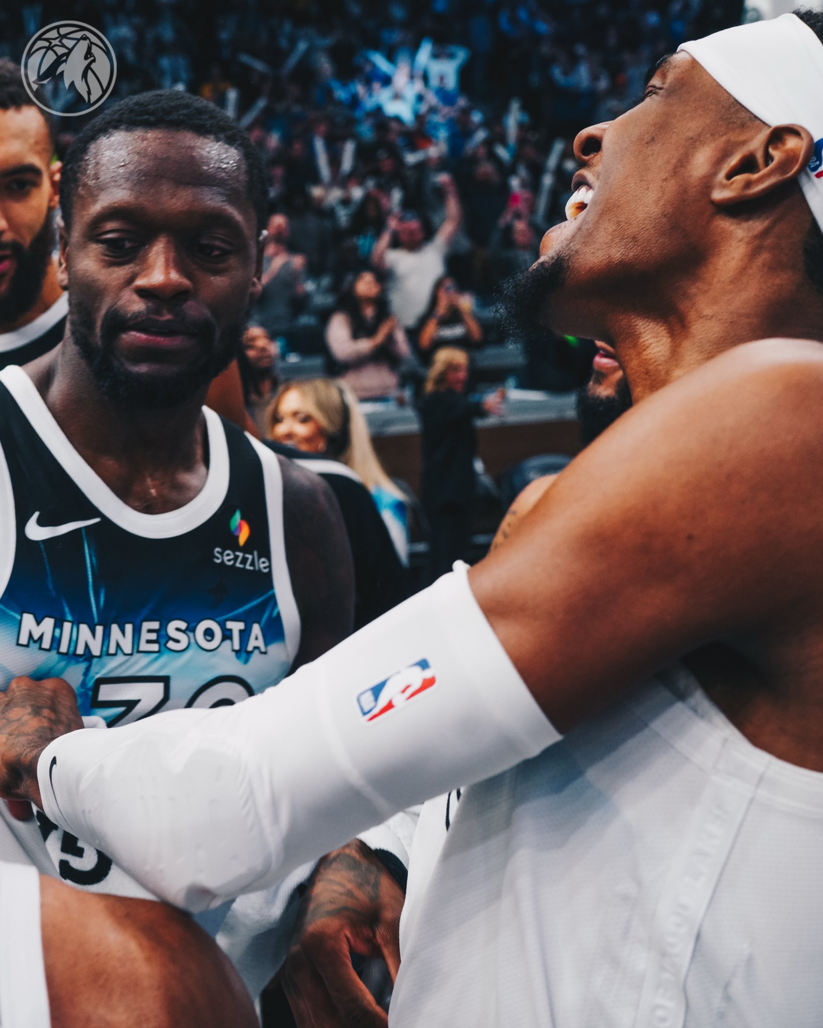 关于加拿大男篮横扫掘金，瓦兰丘纳斯高光表现的信息