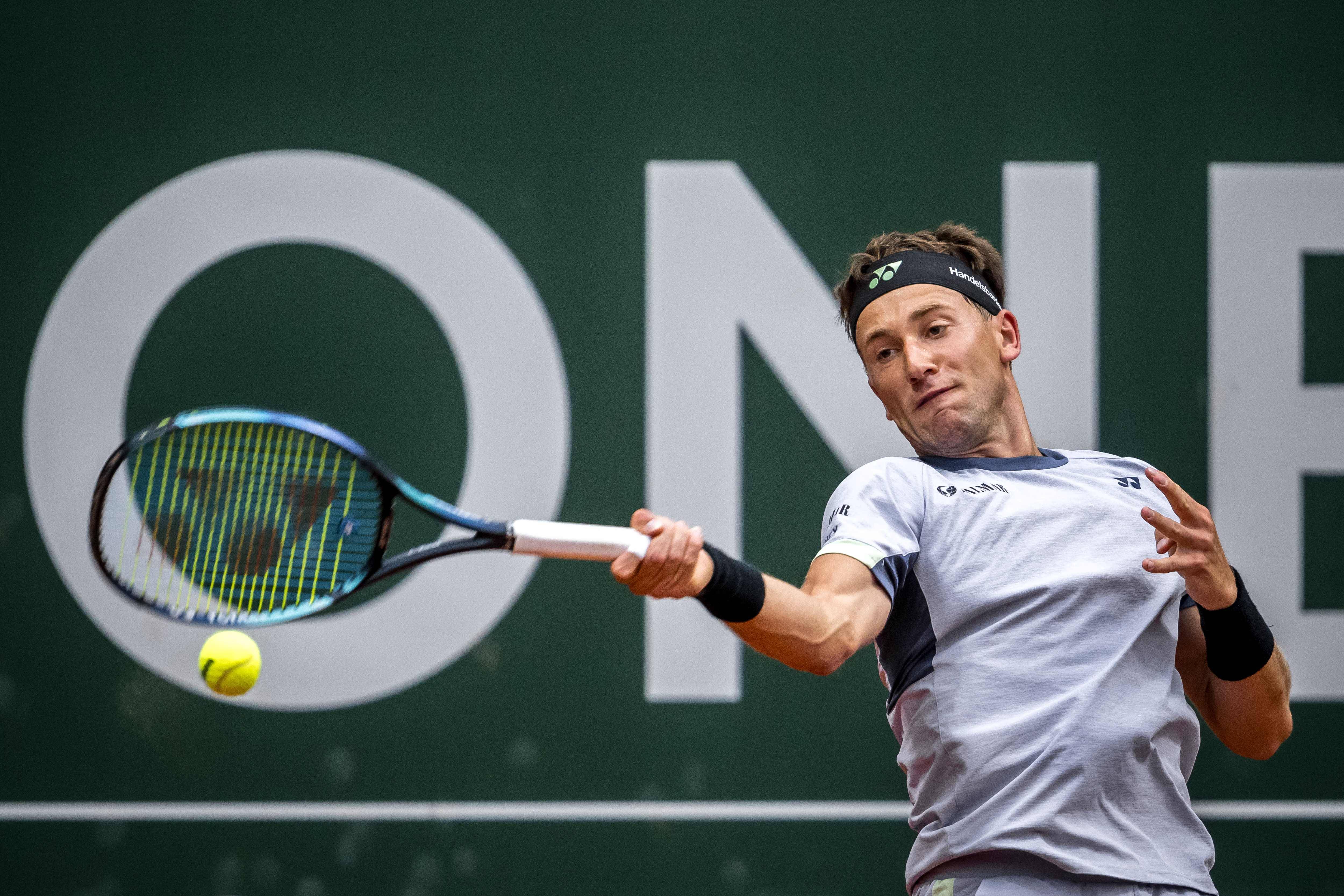 包含澳网鏖战ATP总决赛，鲁德带队取胜的词条