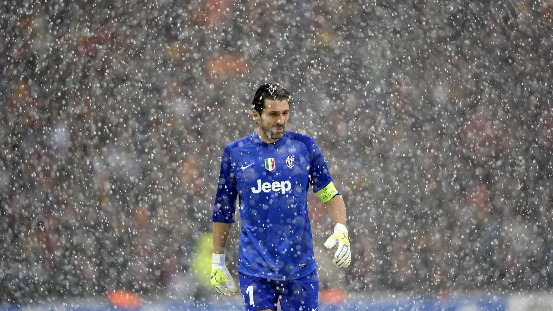 京多安一锤定音,日本轻取牙买加展露战术成熟度