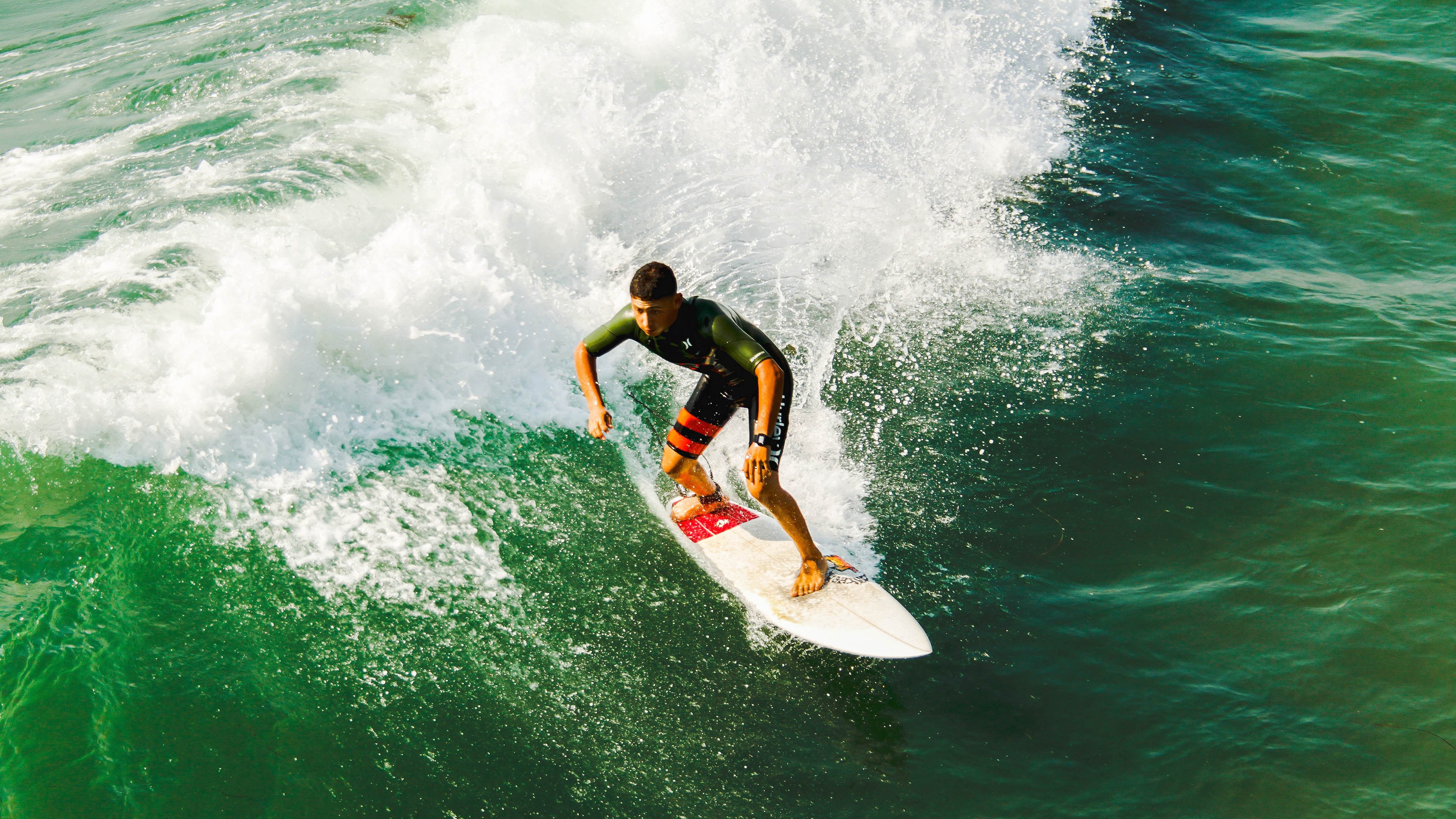 LOL直播入口-马刺锁死步行者，浓眉一手掌控比赛走势